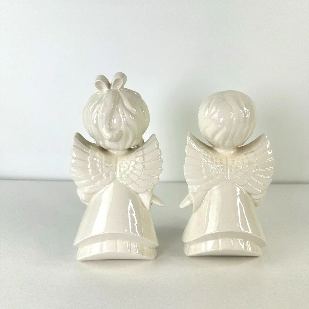Vintage Kissing Angels Girl &‎ Boy White Ceramic Decor Christmas 7 Inches Tall